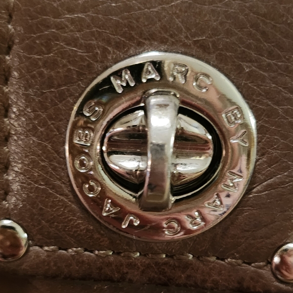 Marc by Marc Jacobs Double Sided Leather Wallet Brown 5" X 4" - Picture 15 of 15